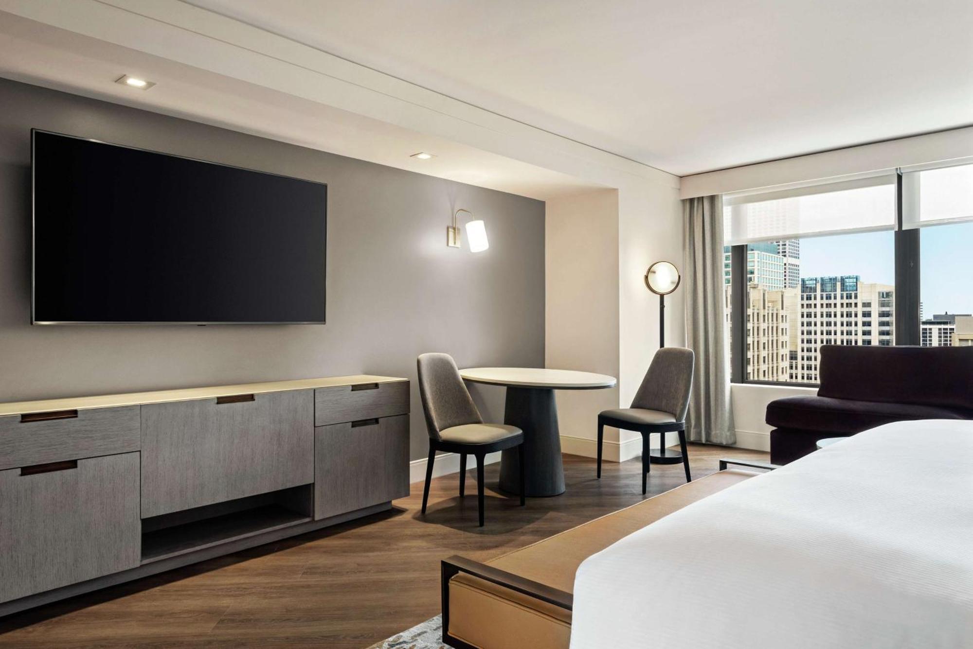 Hotel Hilton Grand Vacations Club Chicago Magnificent Mile Exterior foto