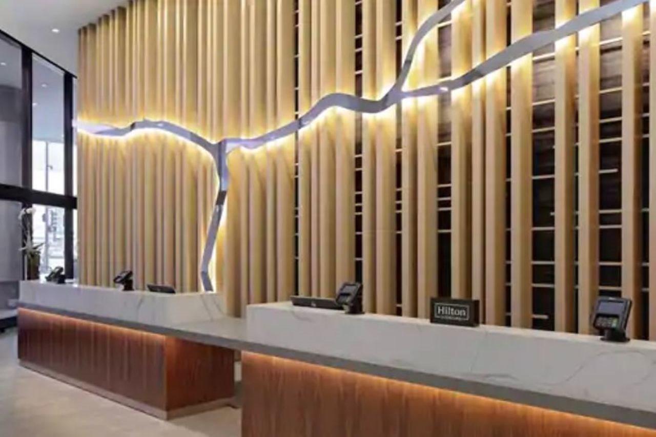 Hotel Hilton Grand Vacations Club Chicago Magnificent Mile Exterior foto